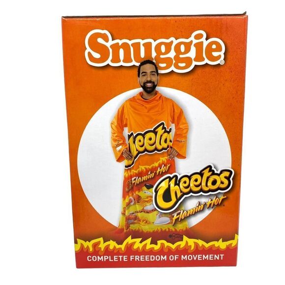 Snuggie Flaming Hot Cheetos Fleece Blanket New - Picture 8 of 9
